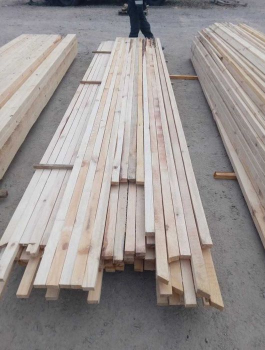 Пиломатеріали Дошка 120*30*6м (лат, кроква, брус, рейка) є доставка