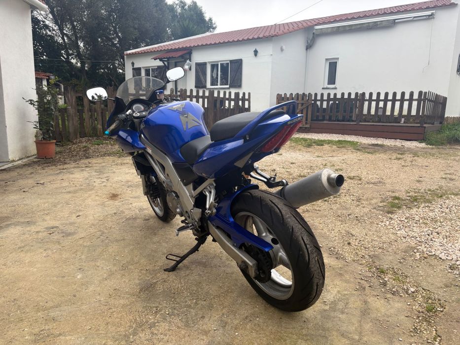 Suzuki SV 650 S (sem documentos/troca moto 4)