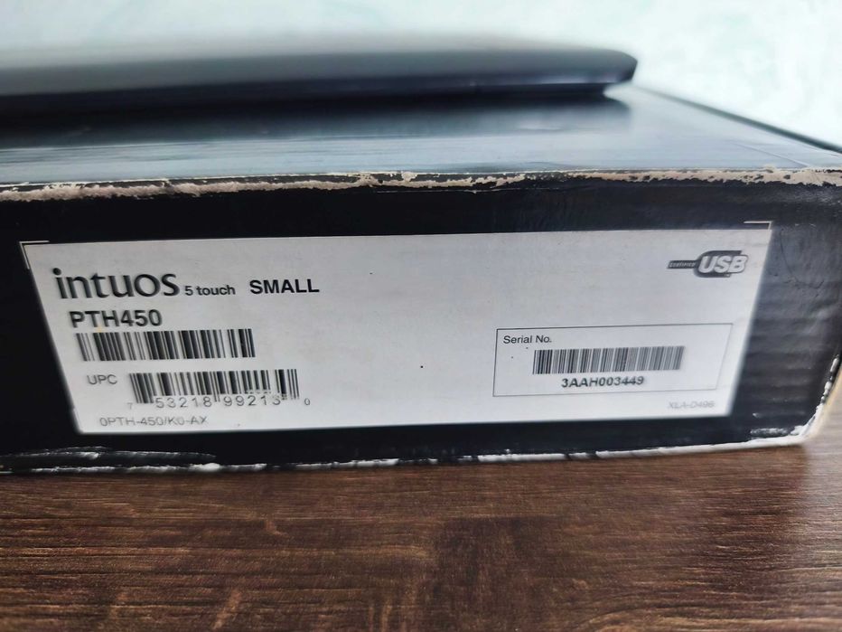 Графічний планшет Intuos5 S.