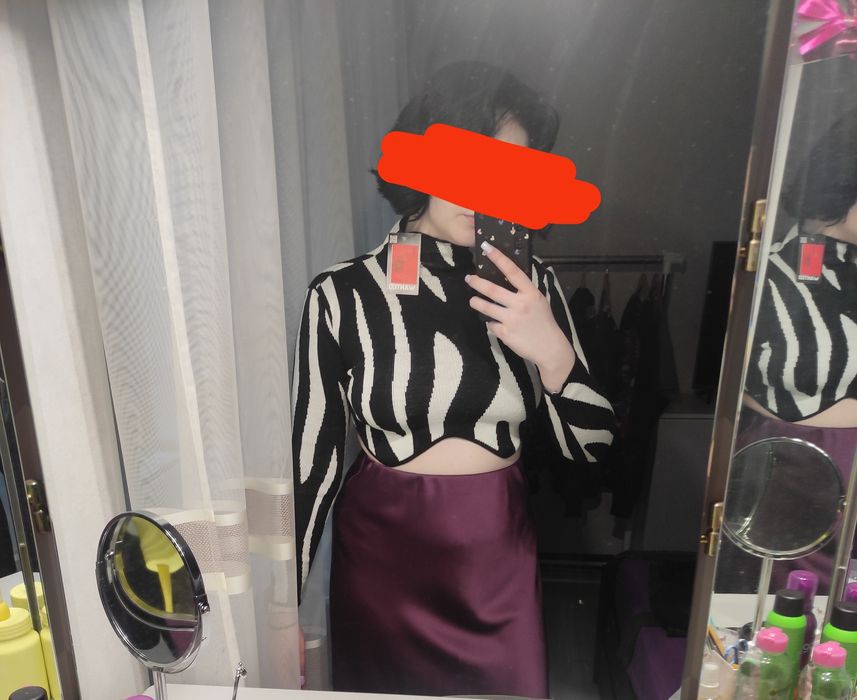 Топ в анімалістичний принт