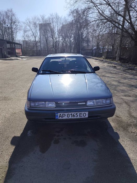 Автомобиль Мазда 626