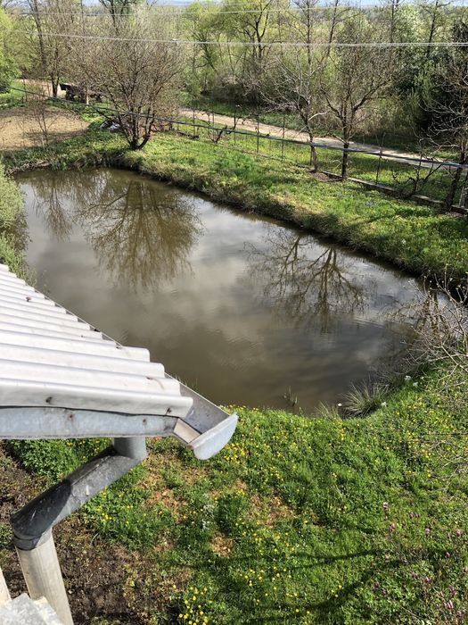 Продається Будинок,є рибник,поруч гори,красива природа