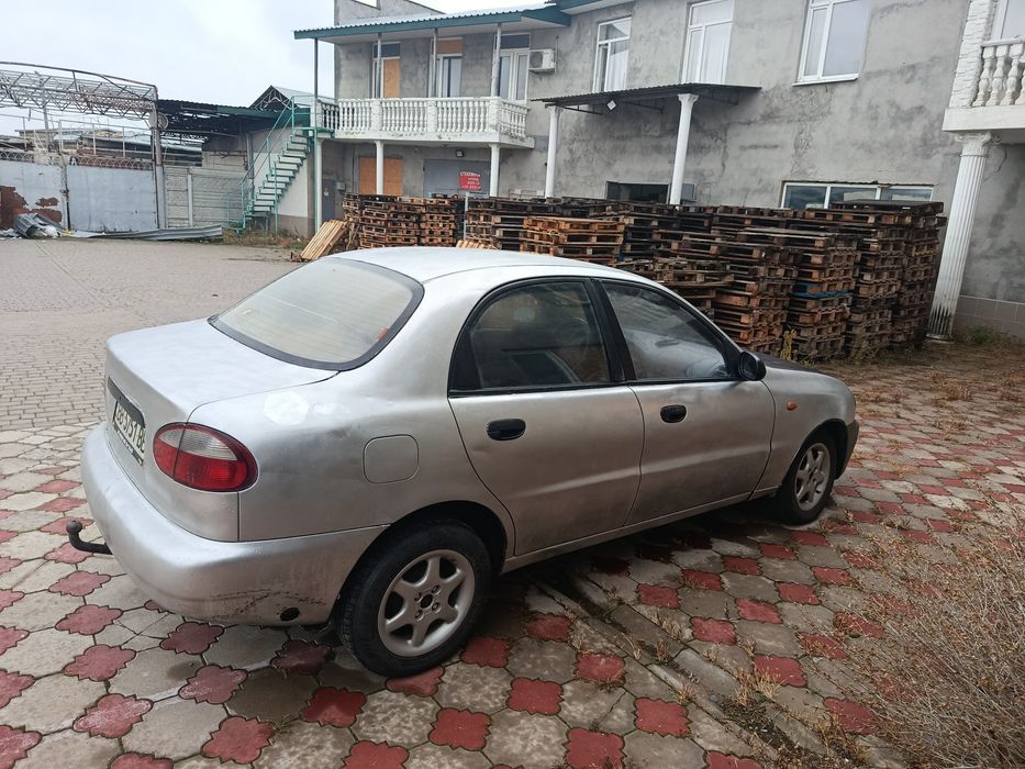 Део Ланос 1.5 л.