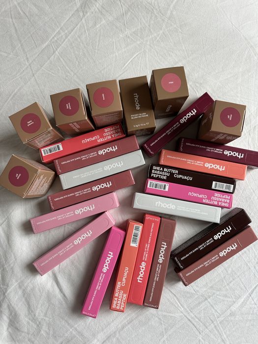 Rhode Peptide Blush — кремові рум’яна з доглядовою формулою