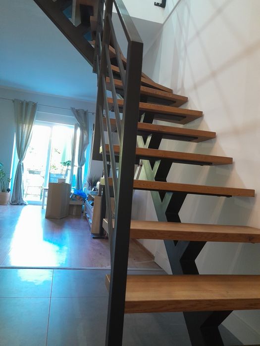 Schody zewnętrzne metalowe