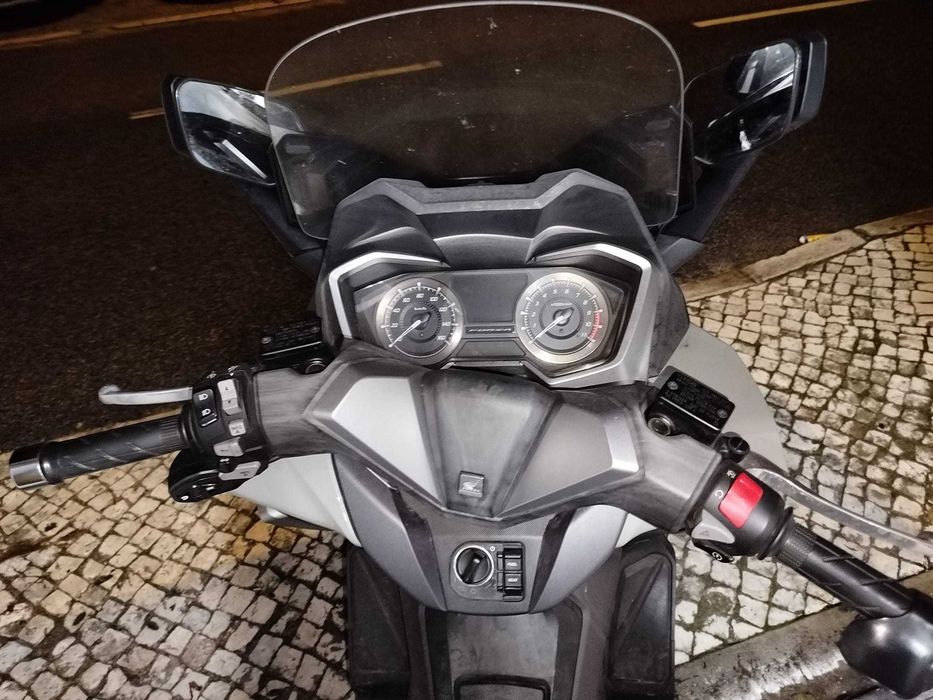 Honda Forza 350 Nacional