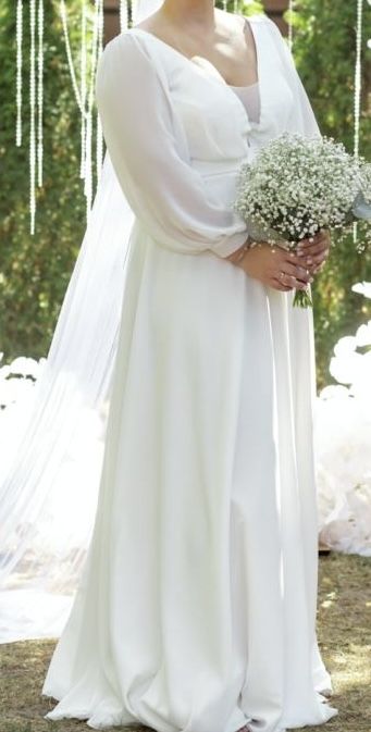 Весільна сукня біла