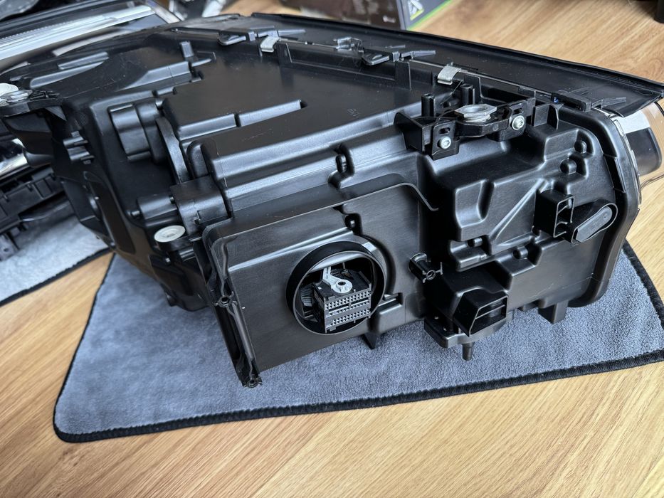 BMW Adaptive LED lampa lewa X3 X4 G01 G02