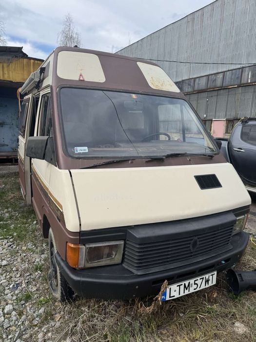 Автомобіль Renault Trafic