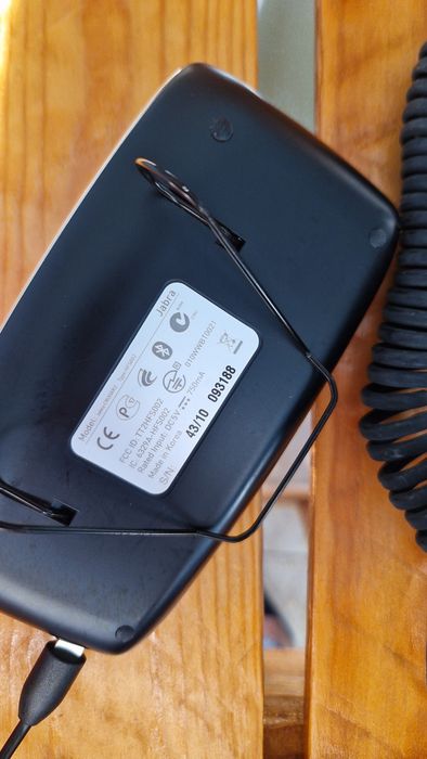 Kit mãos livres e coluna bluetooth p/ carro JabraCruiser2