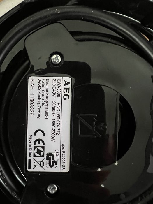 Czajnik elektryczny AEG EWA3300