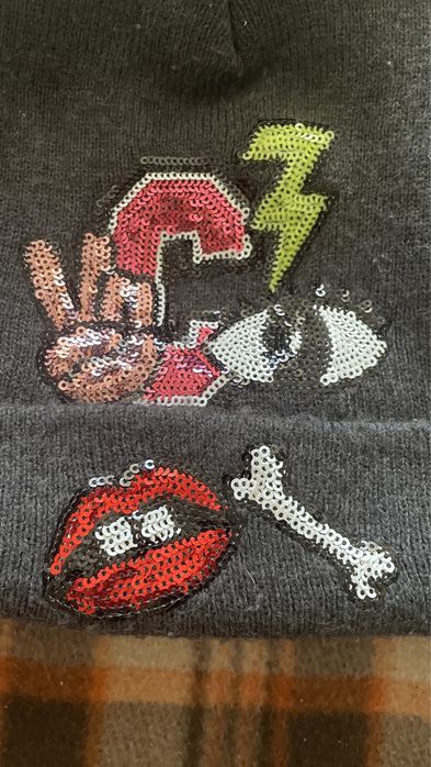 Продам теплу шапочку H&M