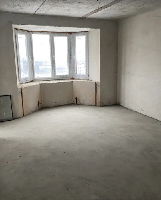 Продаж 3к квартири 90.8 кв. м на вул. Бережанська