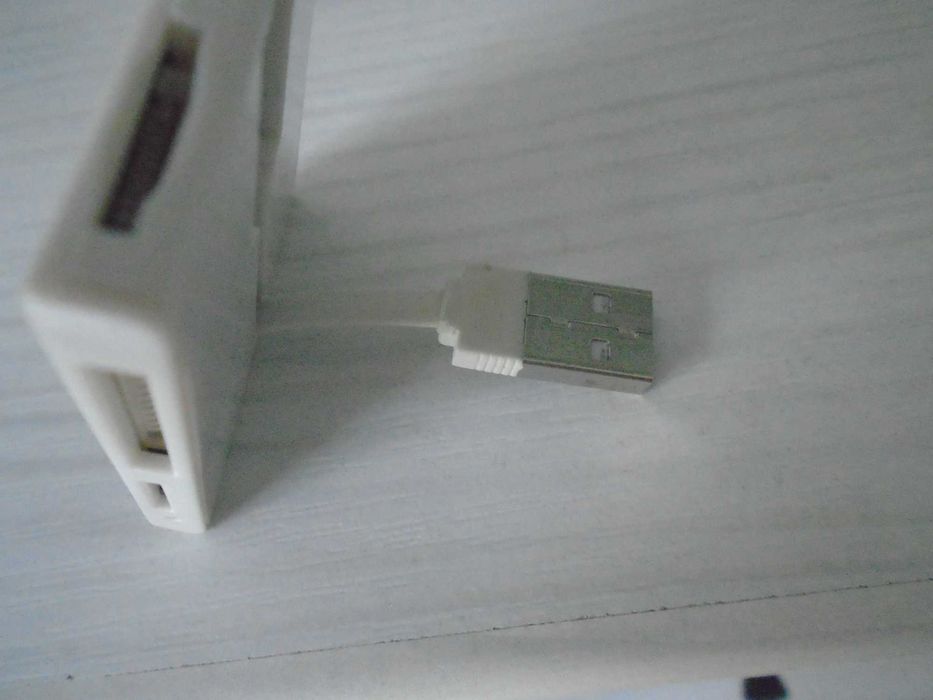 USB 20 model CR-682