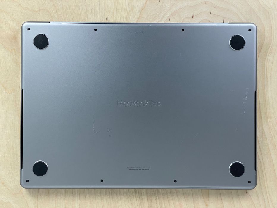2023 MacBook Pro A2918 14" M3 16GB 512 GB