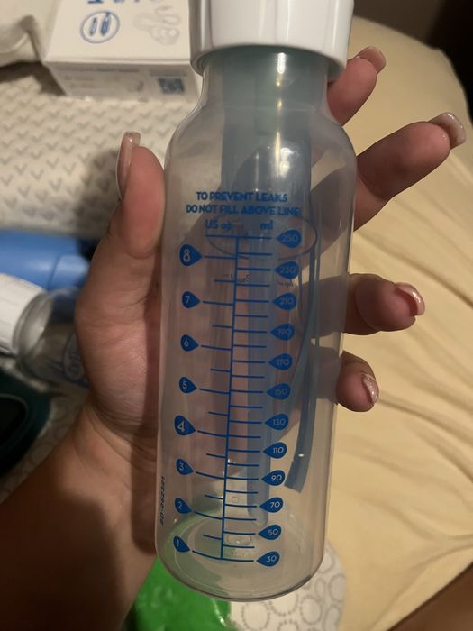 Sprzedam dwie butelki dr. Brown + smoczki