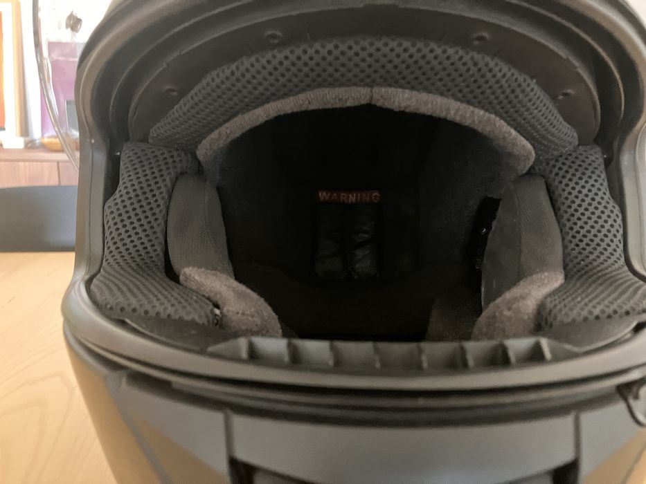 Capacete de mota Shoei
