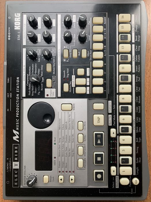 Аналоговий синтезатор, грувбокс Korg Electribe EM-1