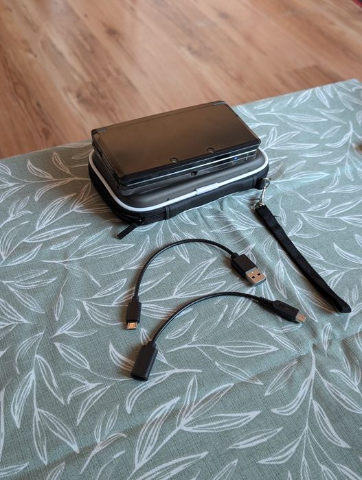Nintendo 3DS, 16GB SD, Luma CFW BDB stan