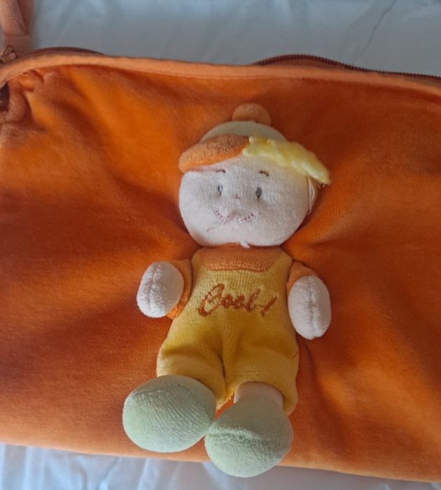 Necessaire para Crianças Com Boneco