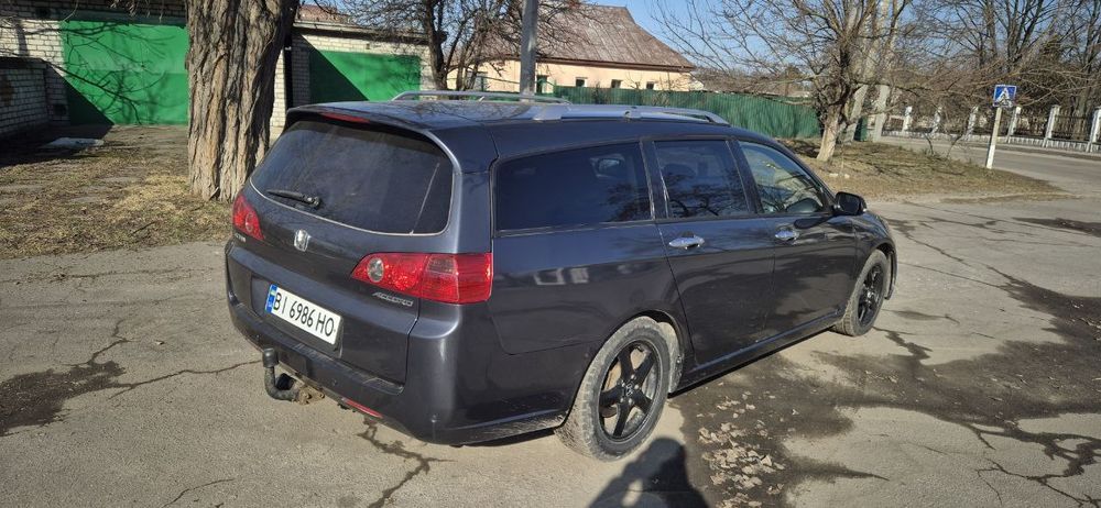 Хонда Аккорд 7 універсал