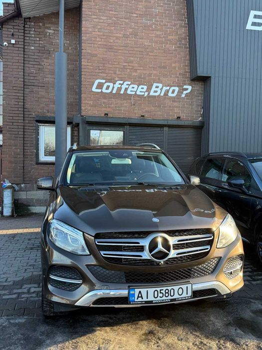 продам власний офіційний автомобіль !!!