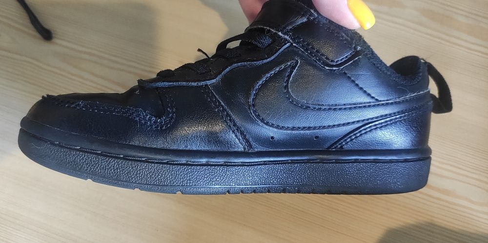 Кроссовки, кеды, туфли для школы Nike