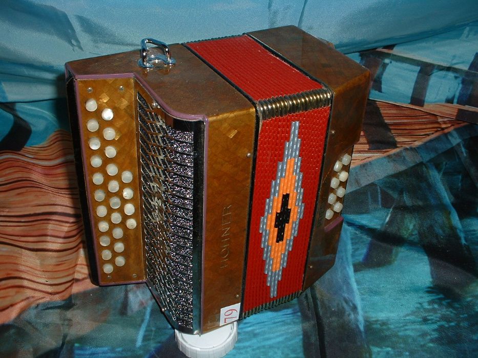 Avenda concertina N.79