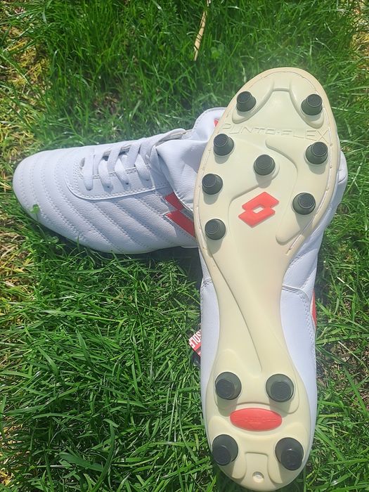 Korki lotto buty piłkarskie