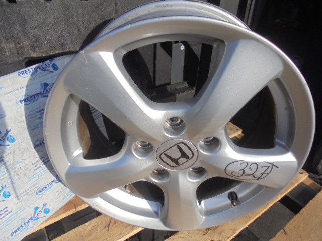 Jante frente esquerda HONDA Civic VIII Hatchback (FN_, FK_)