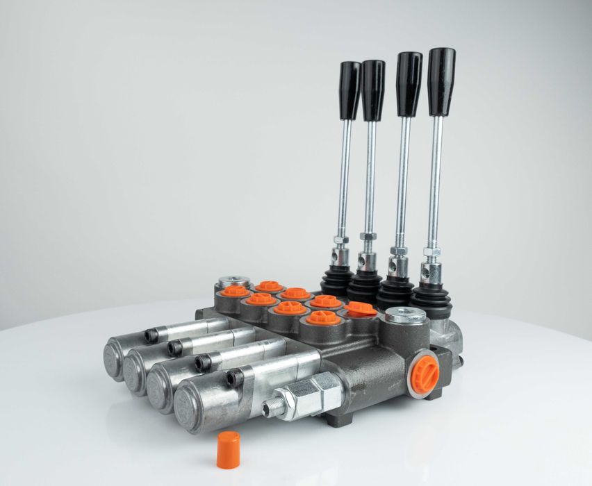 Оригінальний болгарський гідророзподільник P40/Z50, P80-Z80 на трактор