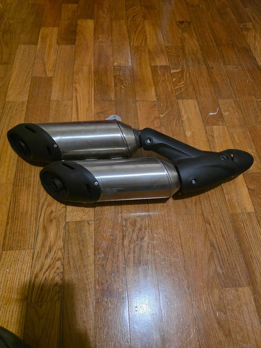 Escape Original Ducati Monster 937