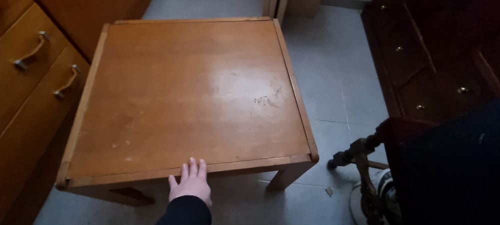 Mesa de centro em madeira