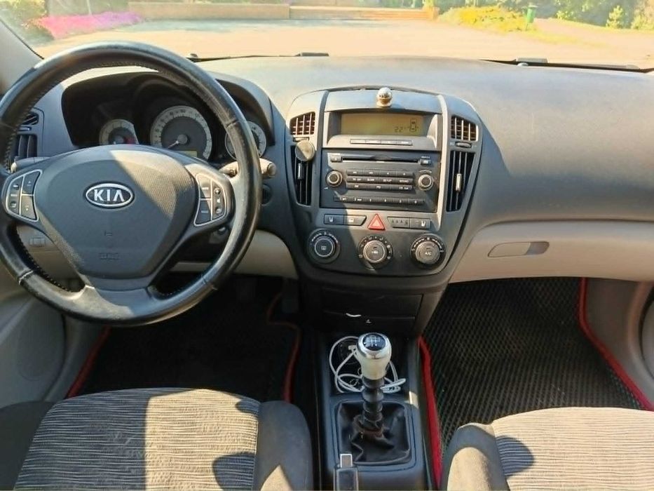 KIA CEED 2007r 120km 1.6 BENZYNA