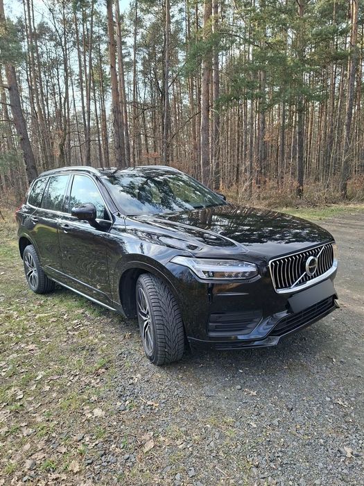 Volvo XC 90 Volvo XC90 AWD B5 Momentum 7os. - faktura VAT