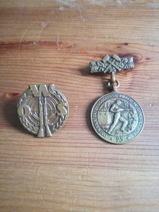 Medal 25 lat pracy w kopalni i medal WOS