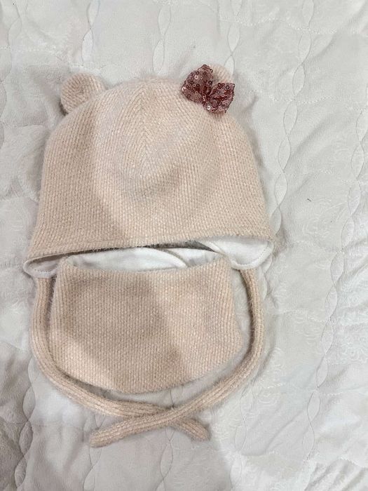 Шапка для дівчинки