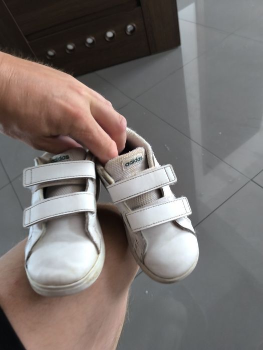 Butki dziecięce rozmiar 26 adidas