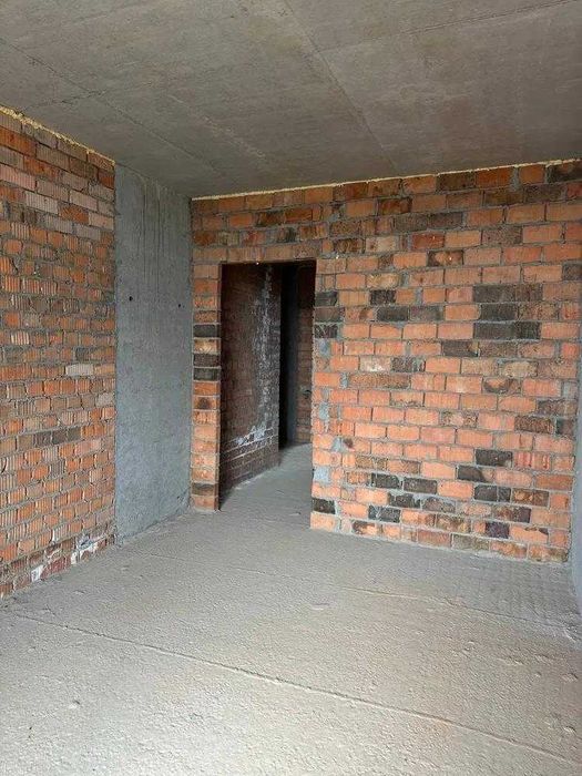 Продаж 2-кімнатної квартири 72 м² у ЖК «Галицький».