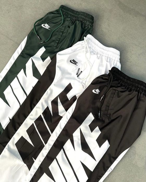 Продам штани Nike