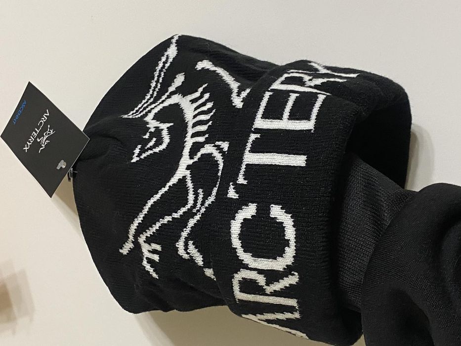 Шапка arcteryx нова