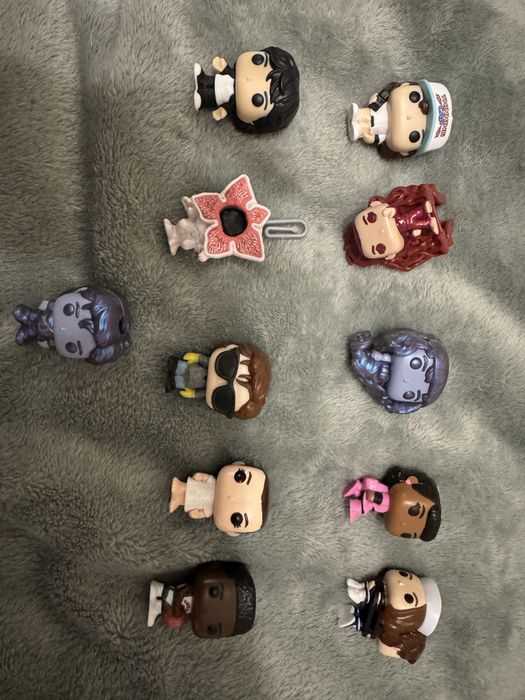 Продам фігурки Дивні дива