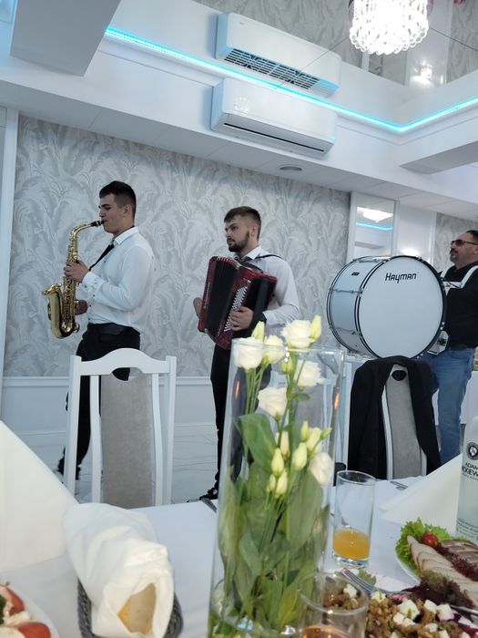 Zespół muzyczny "JAK" . Oprawa weselna muzyczna