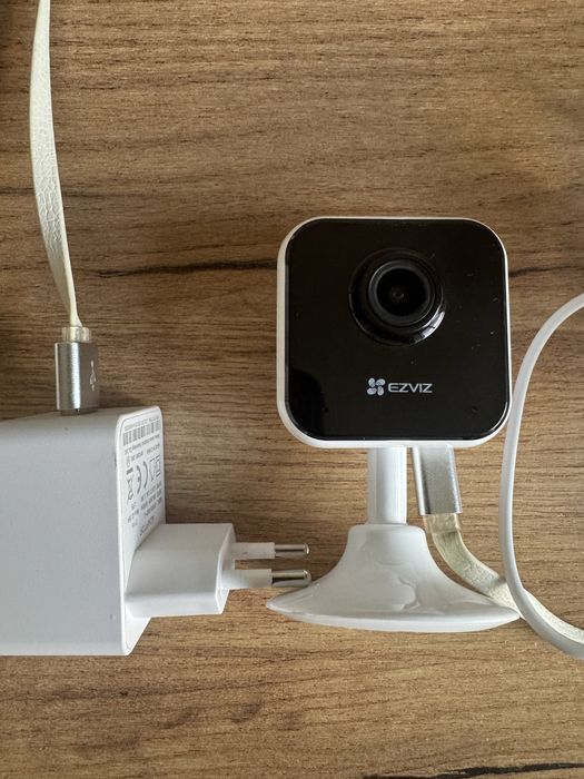 Видеокамера Ezviz CS-C1HC