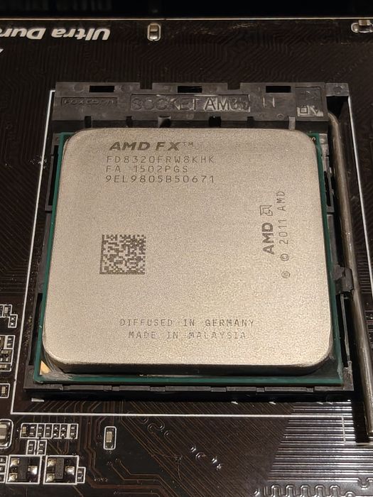 Procesor AMD FX 8320