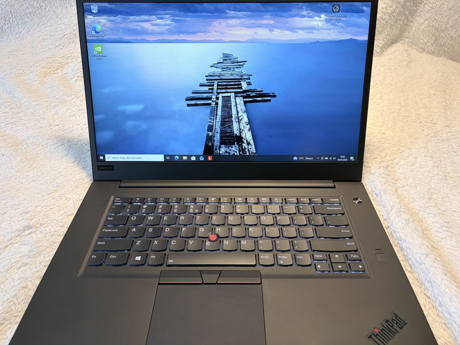 Lenovo ThinkPad X1 Extreme GTX 1050 Ti 32 gb ram 1 tb ssd i7 8750h