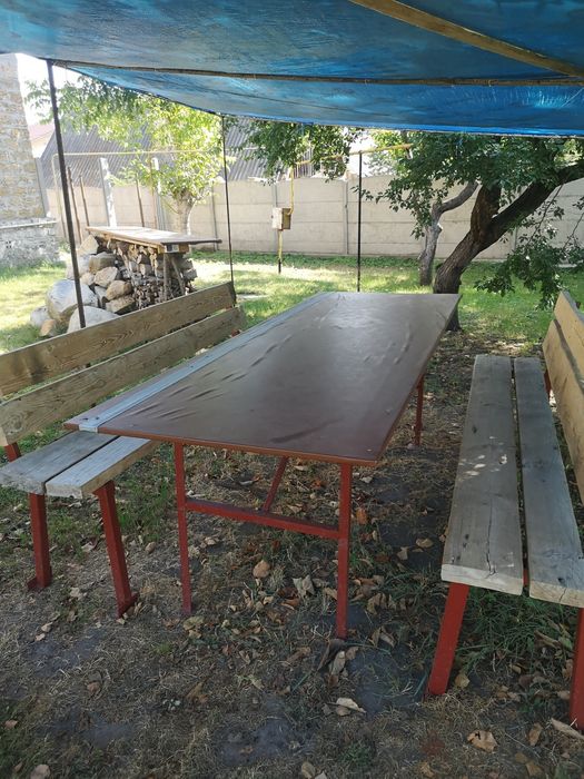 Стіл і лавки, зручні, б у