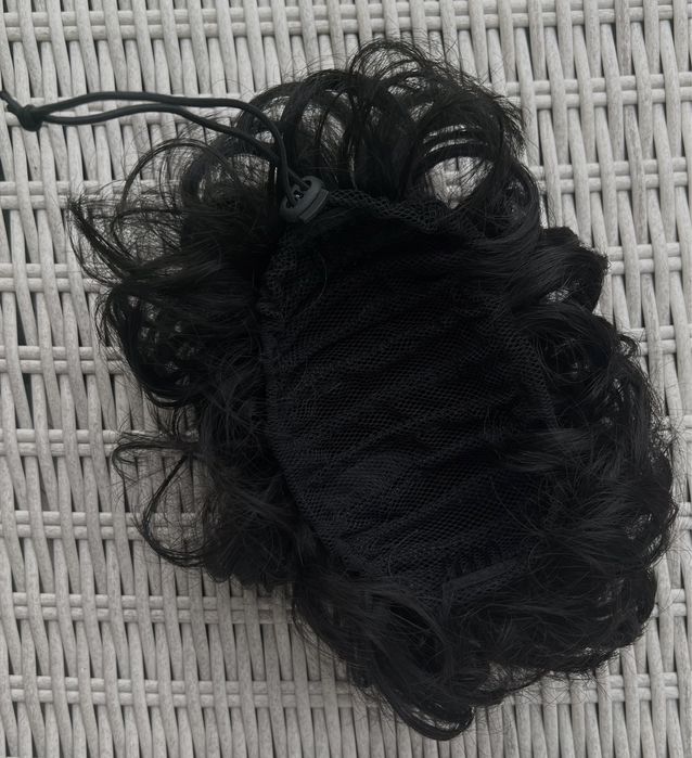 Premium Ultra włosy doczepiane, czarny kok na siateczce 526.