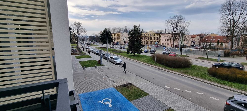 Wynajmę mieszkanie 50 m aleje wolności dwa pokoje