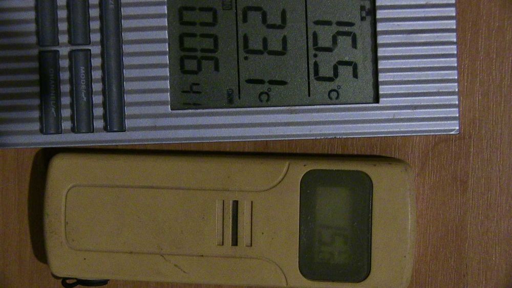 Метеостанция Brennenstuhl  с радио-передатчиком температуры. Германия